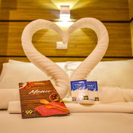 Hotel 99 Cubao Quezon City Ngoại thất bức ảnh