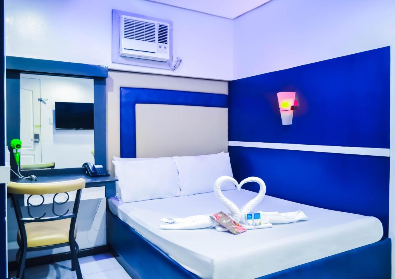 Hotel 99 Cubao Quezon City Ngoại thất bức ảnh