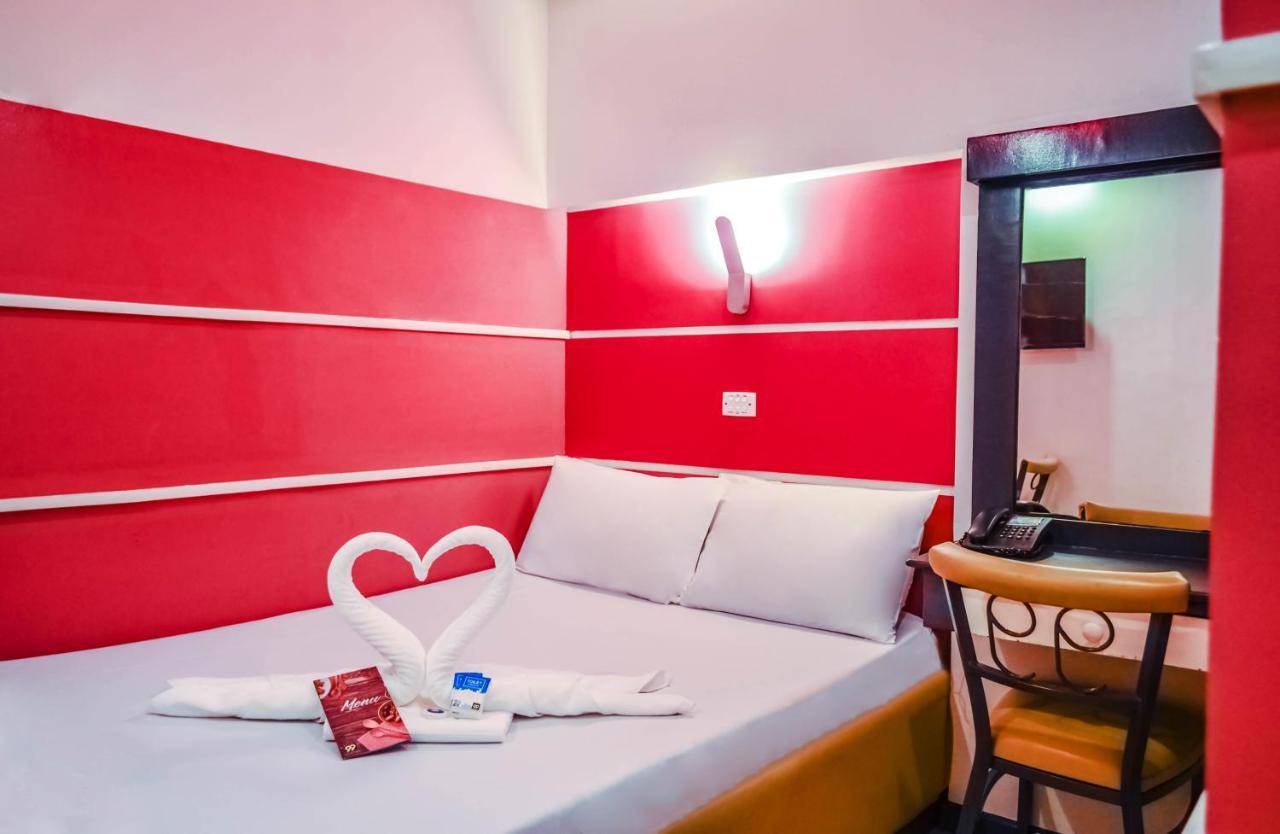 Hotel 99 Cubao Quezon City Ngoại thất bức ảnh