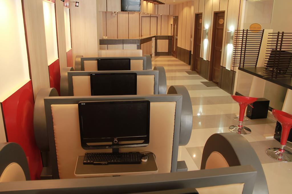 Hotel 99 Cubao Quezon City Ngoại thất bức ảnh