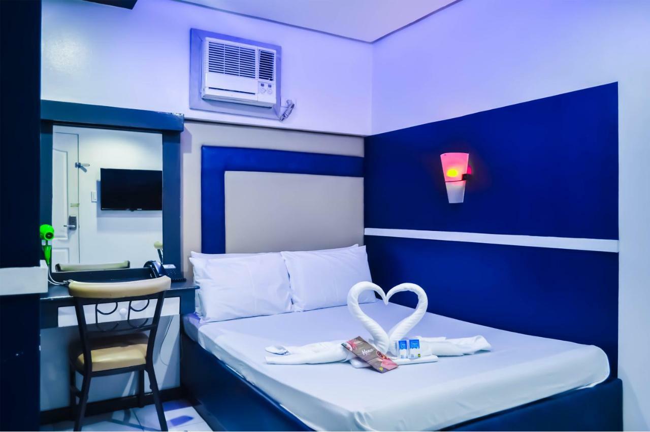 Hotel 99 Cubao Quezon City Ngoại thất bức ảnh