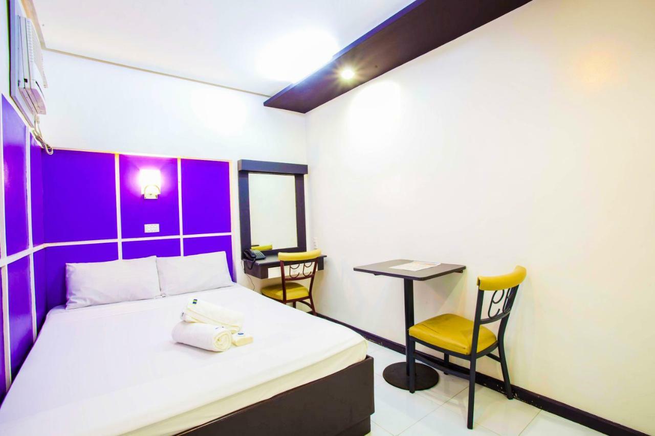 Hotel 99 Cubao Quezon City Ngoại thất bức ảnh